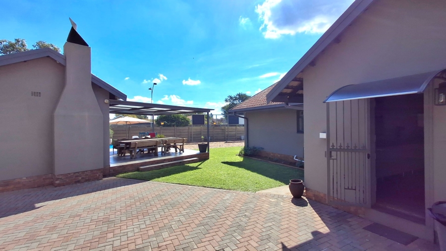 3 Bedroom Property for Sale in Vaalpark Free State